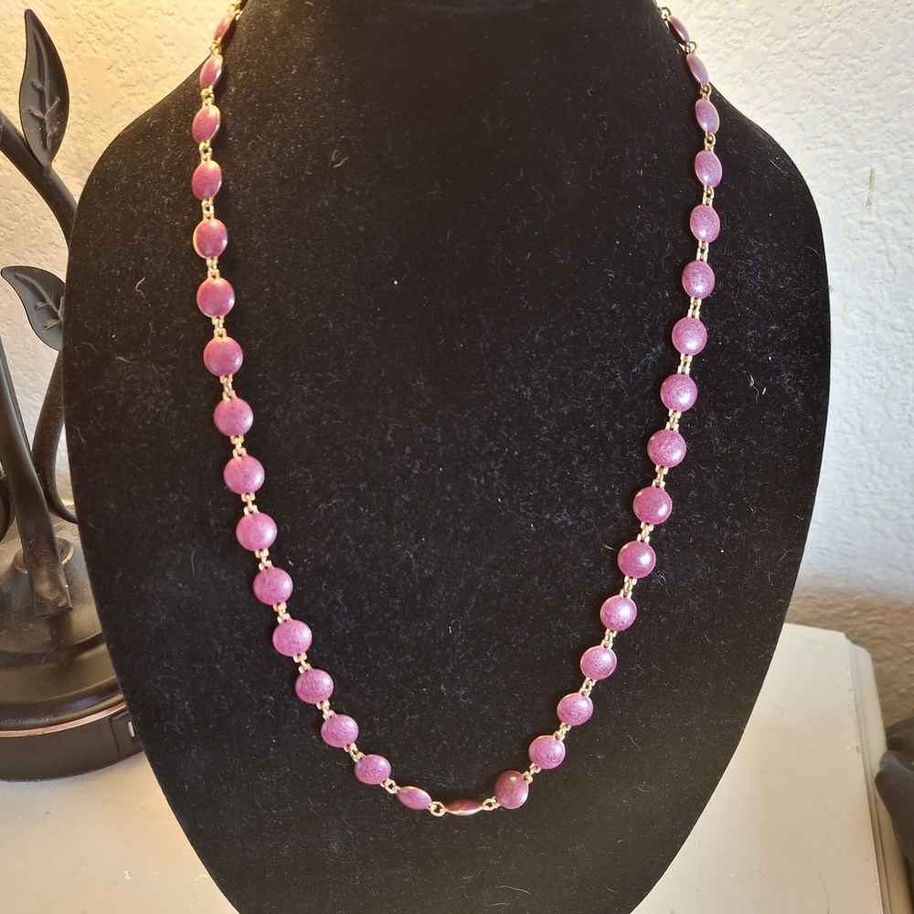 Elegant Pink Beaded Necklace